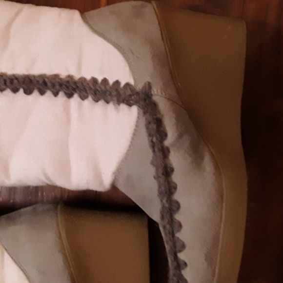 Womens 8.5 sz winter boots - Picture 2 of 6